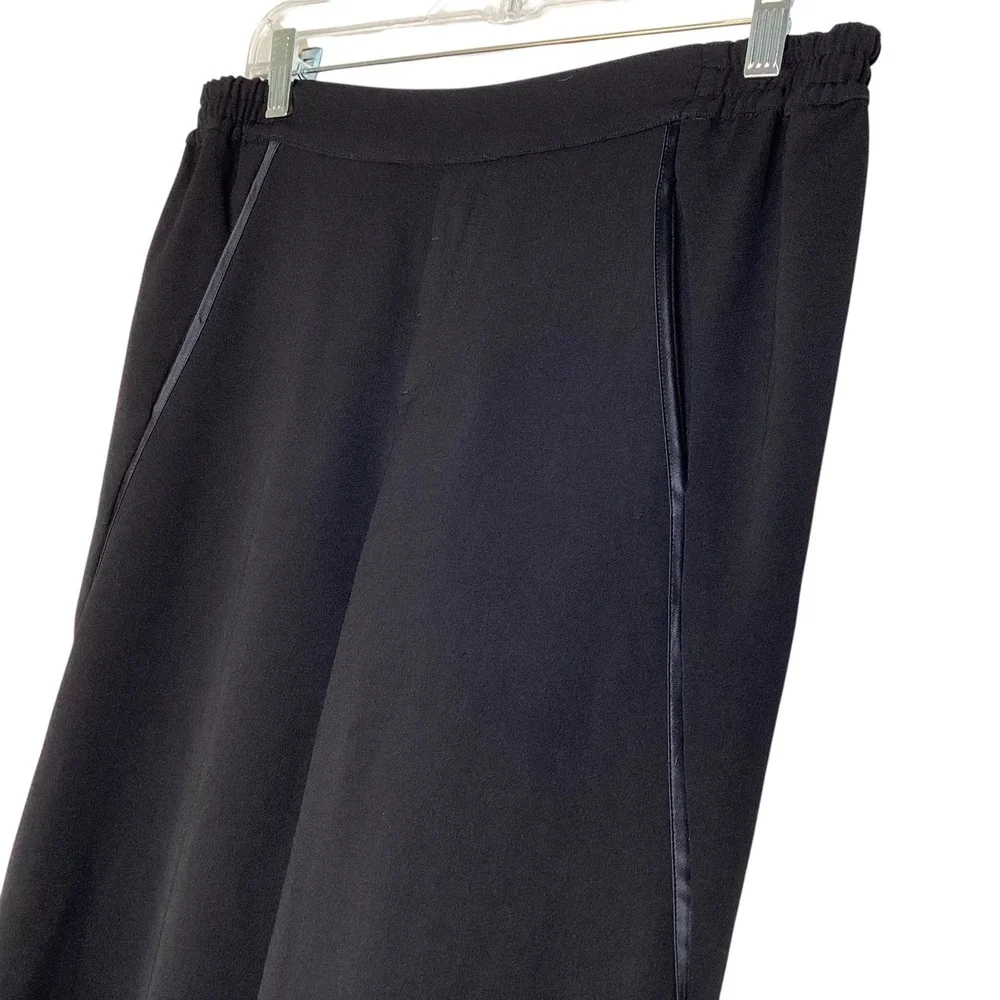 Vince Womens Black Crepe Satin Trim Trousers Tapered Pants Size M Luxury EUC